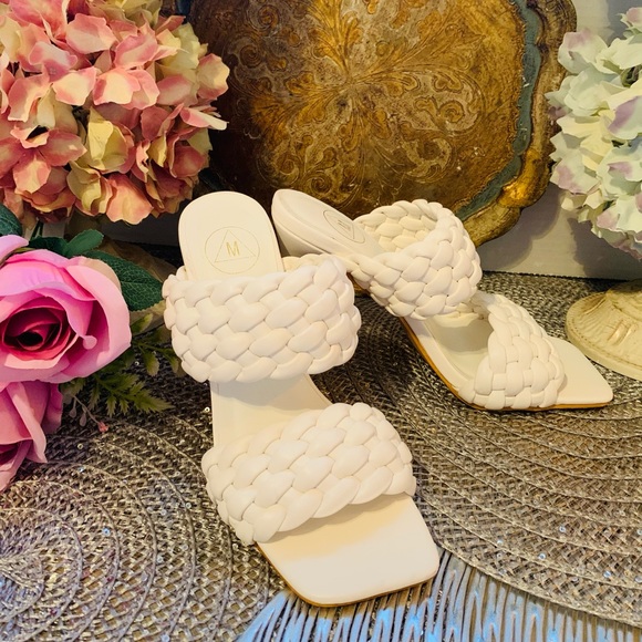 Sophisticated Quilted Braided weave slip on stiletto heal - Picture 14 of 16